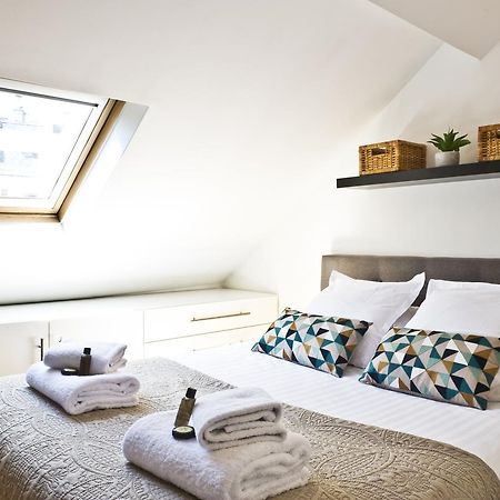 Pick A Flat'S Apartments In Batignolles - Rue Biot باريس المظهر الخارجي الصورة