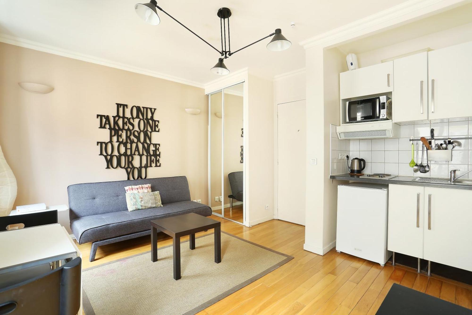 Pick A Flat'S Apartments In Batignolles - Rue Biot باريس المظهر الخارجي الصورة