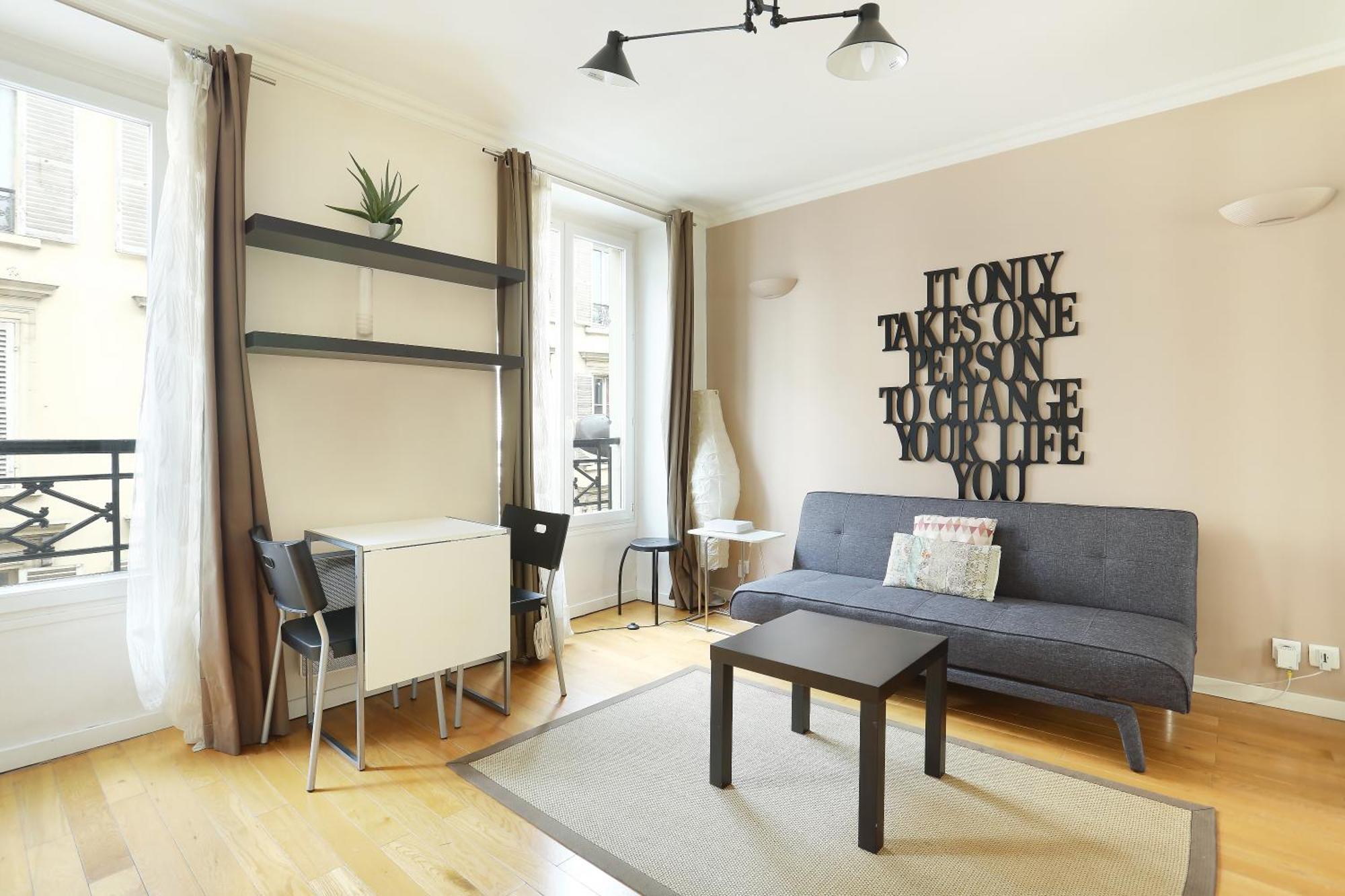 Pick A Flat'S Apartments In Batignolles - Rue Biot باريس المظهر الخارجي الصورة