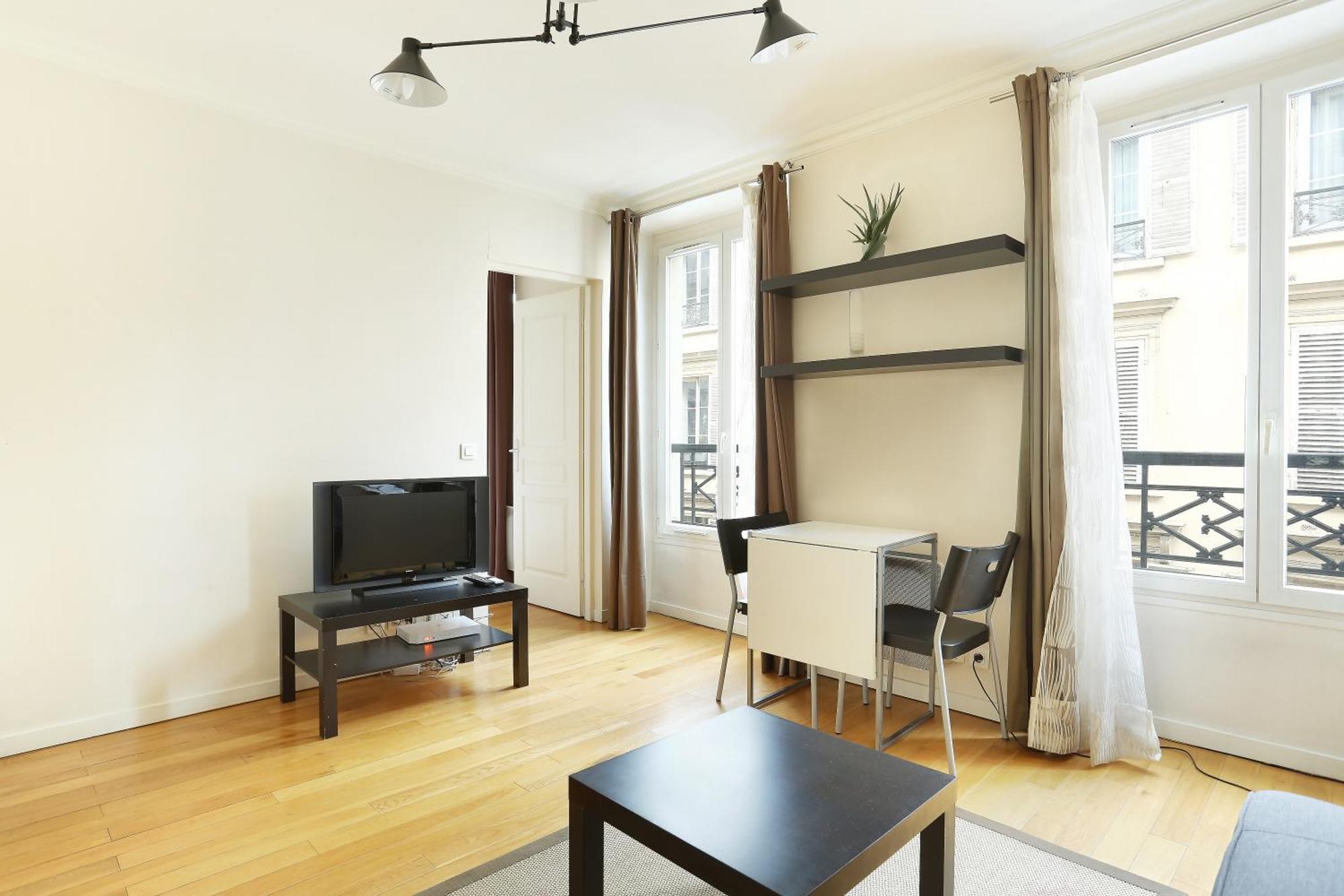 Pick A Flat'S Apartments In Batignolles - Rue Biot باريس المظهر الخارجي الصورة