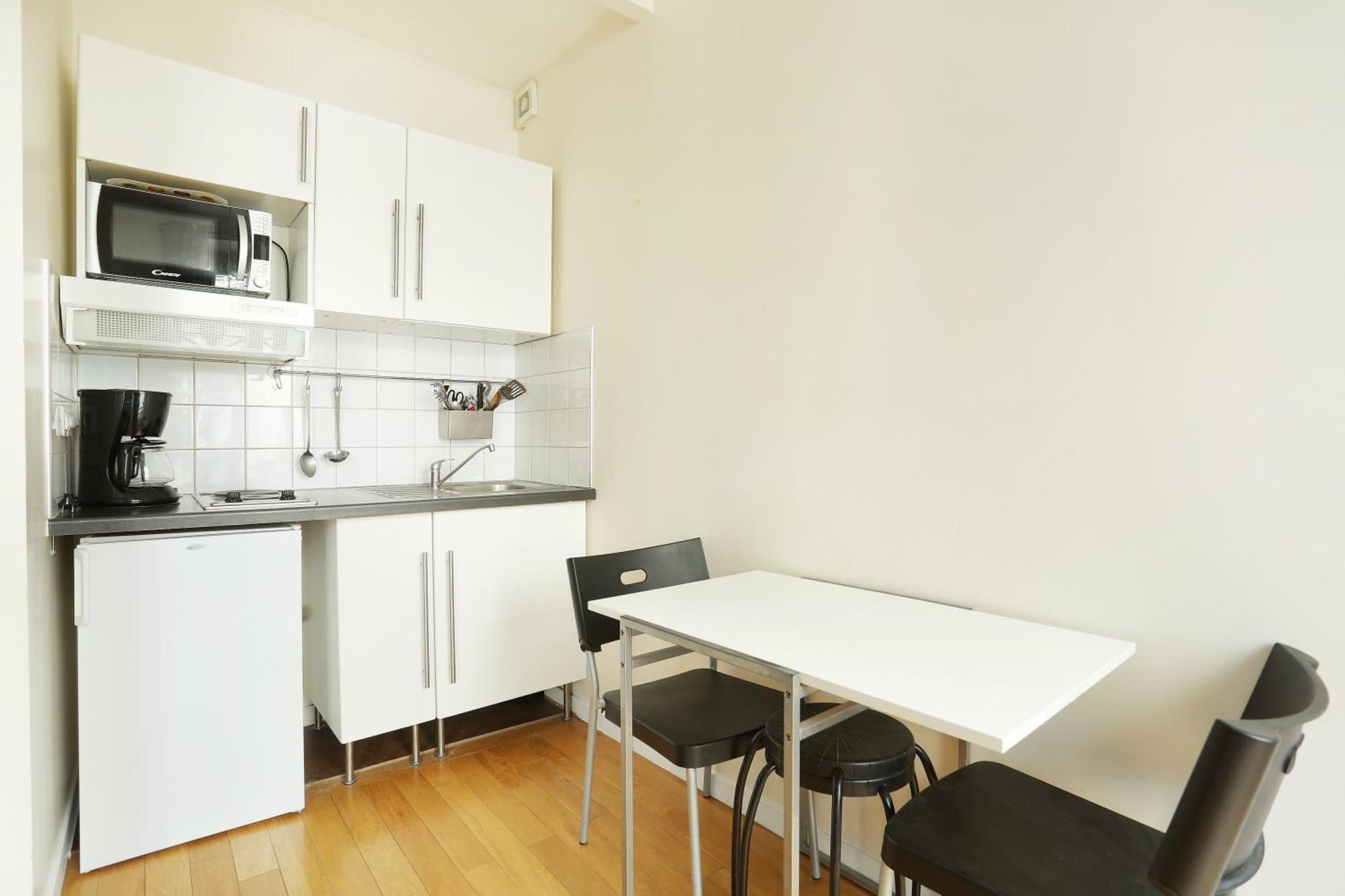 Pick A Flat'S Apartments In Batignolles - Rue Biot باريس المظهر الخارجي الصورة