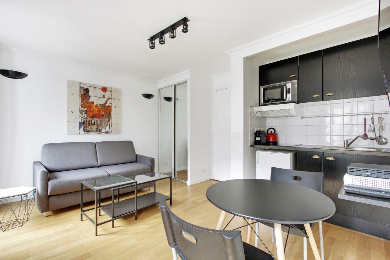 Pick A Flat'S Apartments In Batignolles - Rue Biot باريس المظهر الخارجي الصورة
